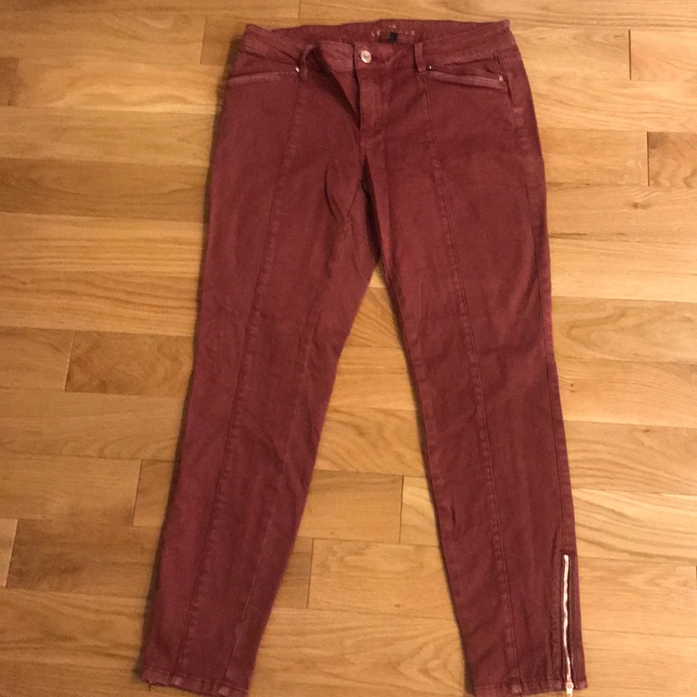 White House Black Market the skimmer pant size 6